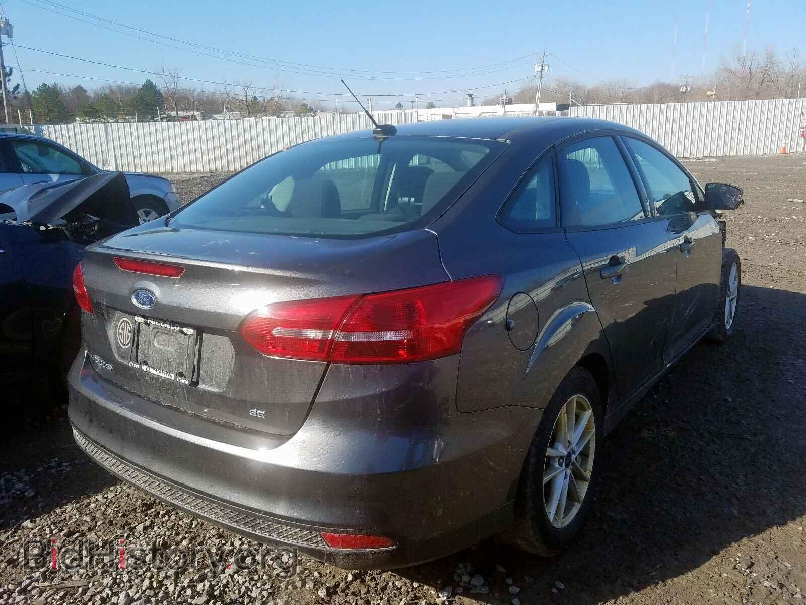 2016 FORD FOCUS - VIN: 1FADP3F24GL354447 - Photo 4