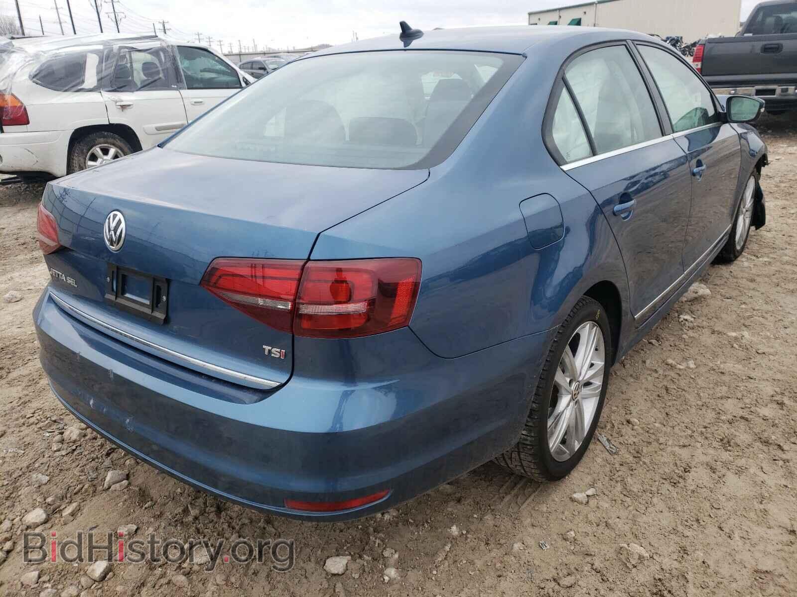 2017 VOLKSWAGEN JETTA - VIN: 3VWL17AJ4HM245271 - Фото 4