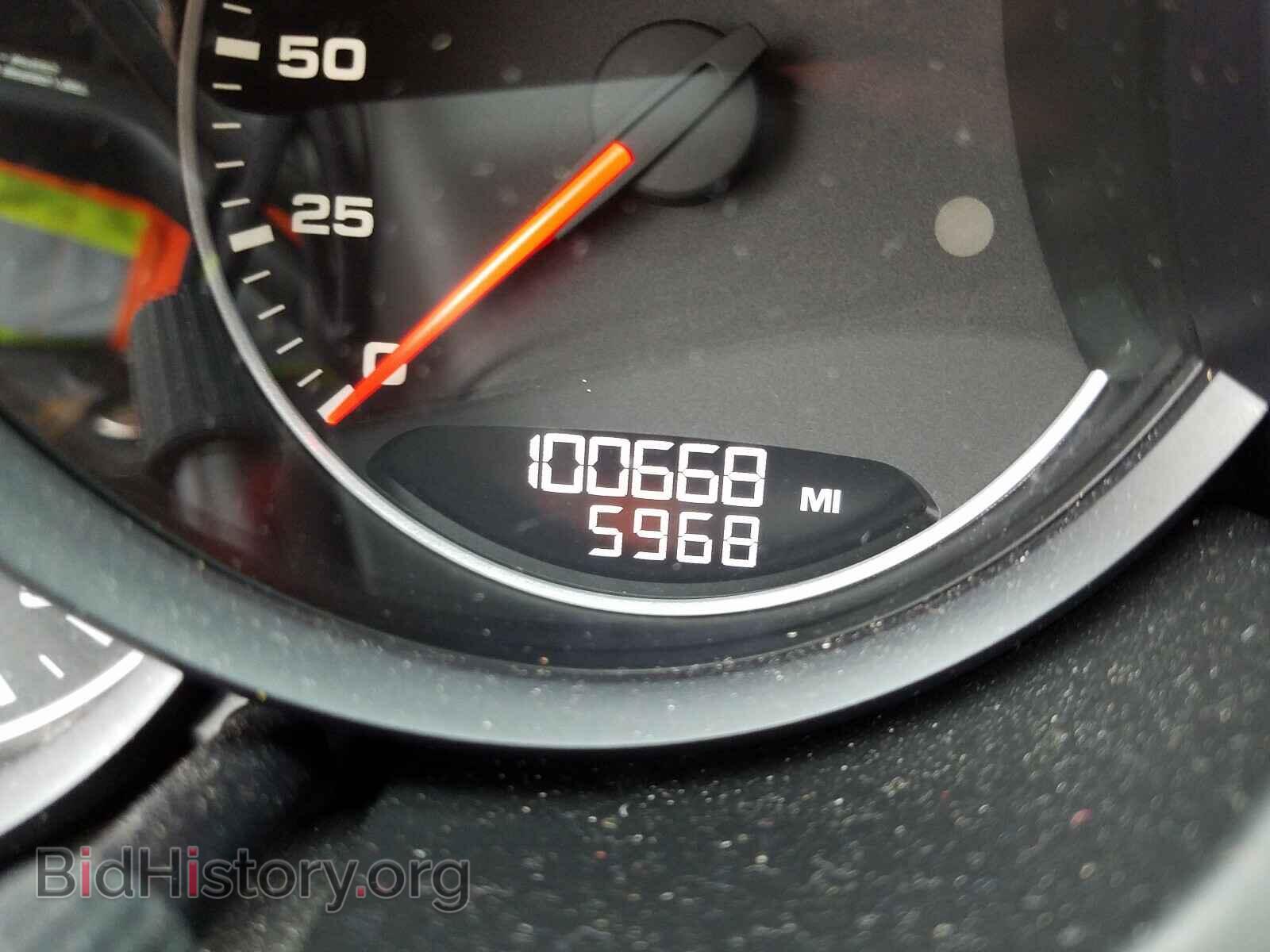 2011 PORSCHE CAYENNE - VIN: WP1AB2A22BLA46570 - Фото 8