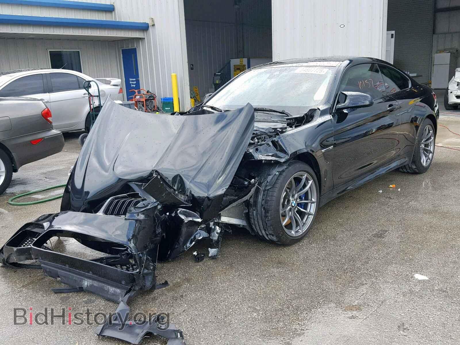 2018 BMW M4 - VIN: WBS4Y9C56JAG62985 - Фото 2