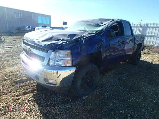 2013 CHEVROLET SILVERADO - VIN: 3GCPKSE79DG205456 - Фото 2