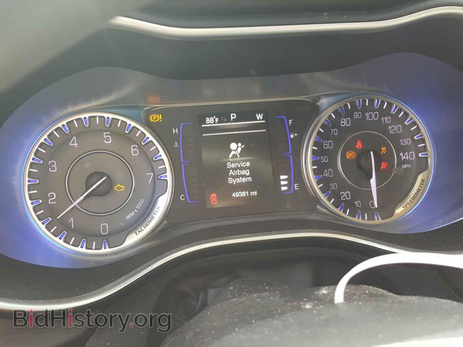 2016 CHRYSLER 200 - VIN: 1C3CCCAB0GN112711 - Фото 8