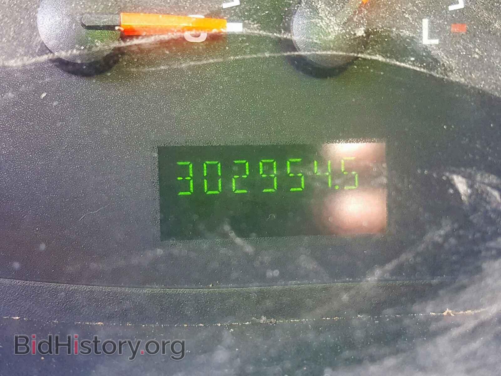 2004 FORD ECONOLINE - VIN: 1FDWE35L24HA61613 - Photo 8