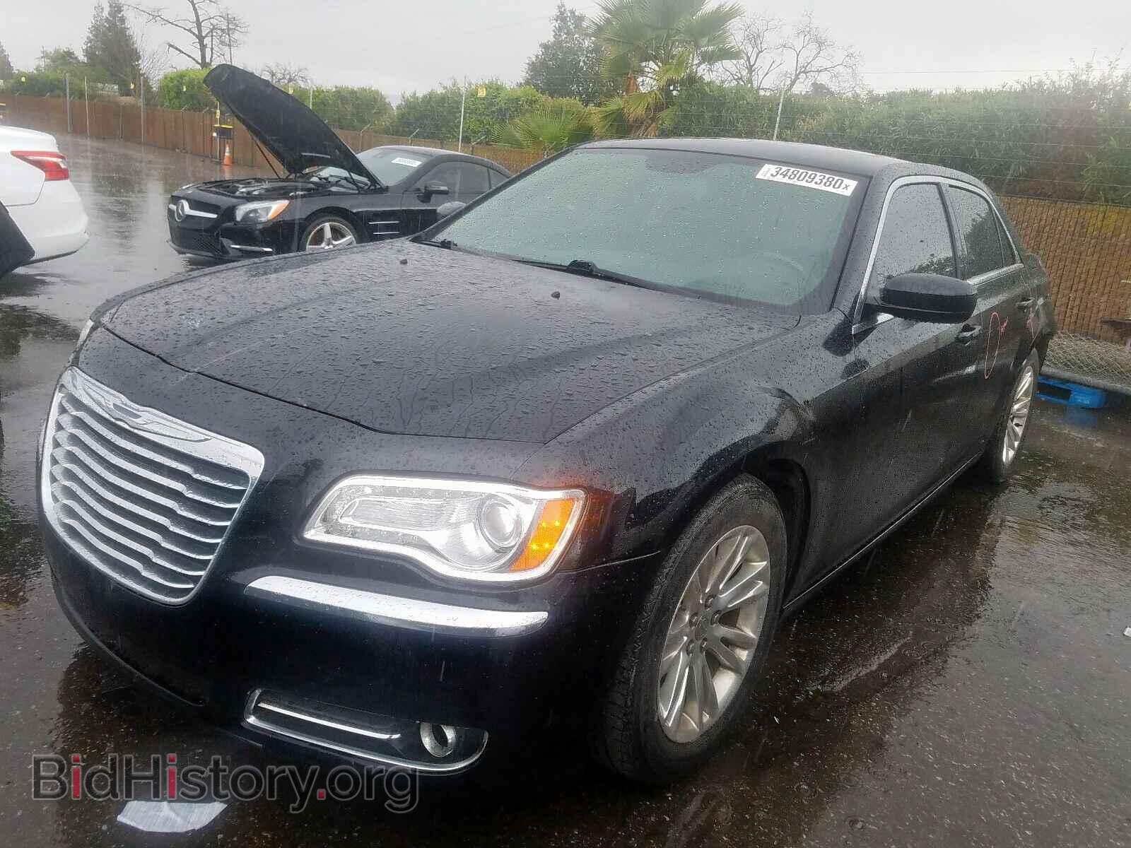 2013 CHRYSLER 300 - VIN: 2C3CCAAG5DH504555 - Фото 2