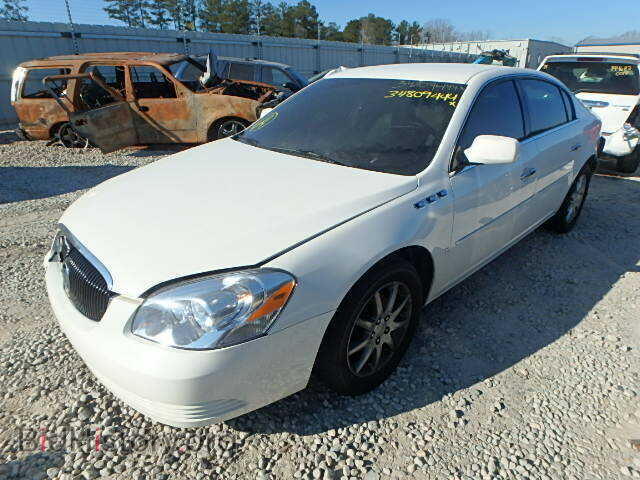 2008 BUICK LUCERNE - VIN: 1G4HD572X8U153402 - Фото 2