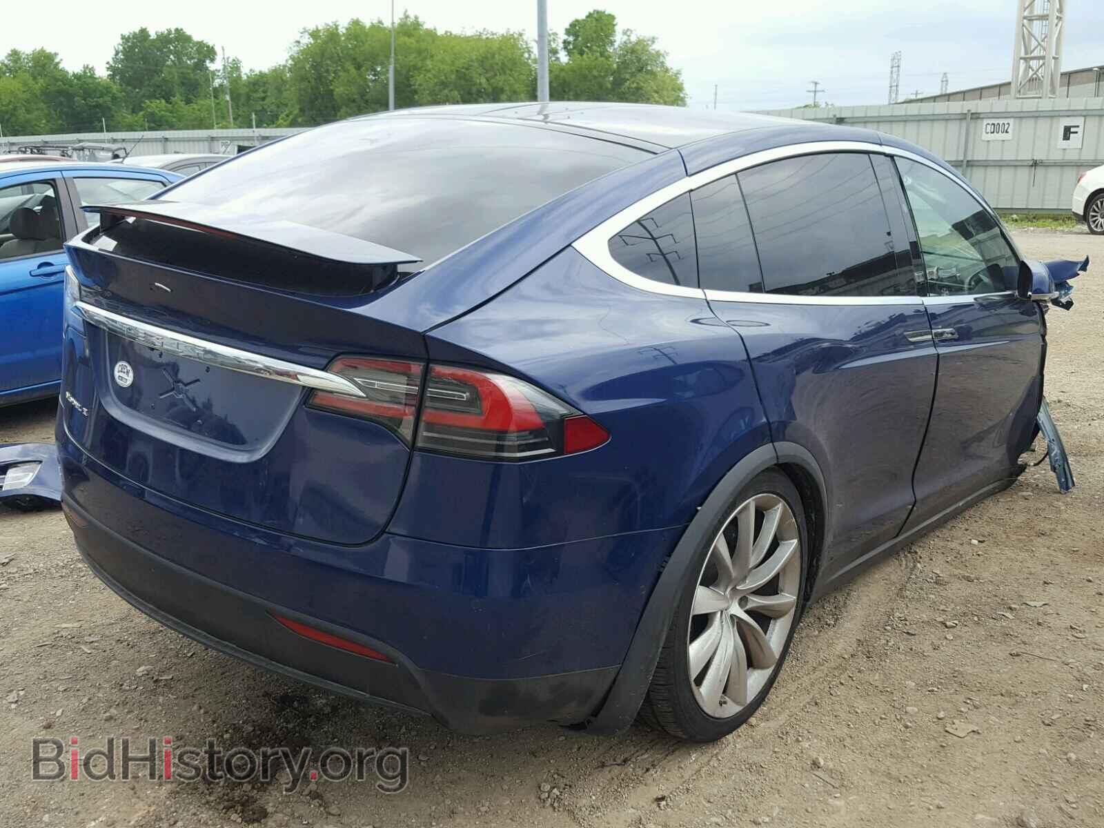 2017 TESLA MODEL X - VIN: 5YJXCAE27HF035766 - Photo 4