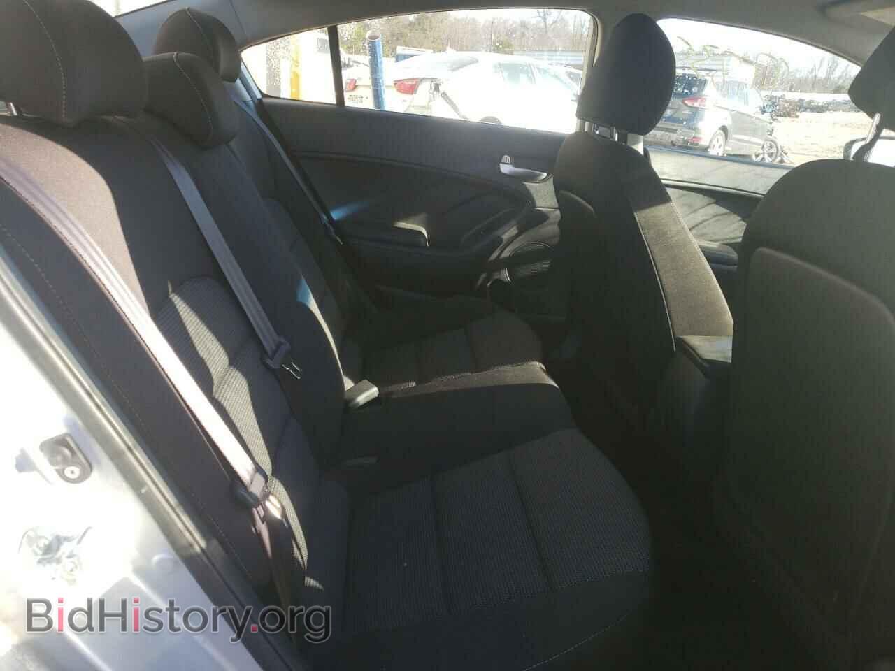 2017 KIA FORTE - VIN: 3KPFK4A78HE018403 - Фото 6