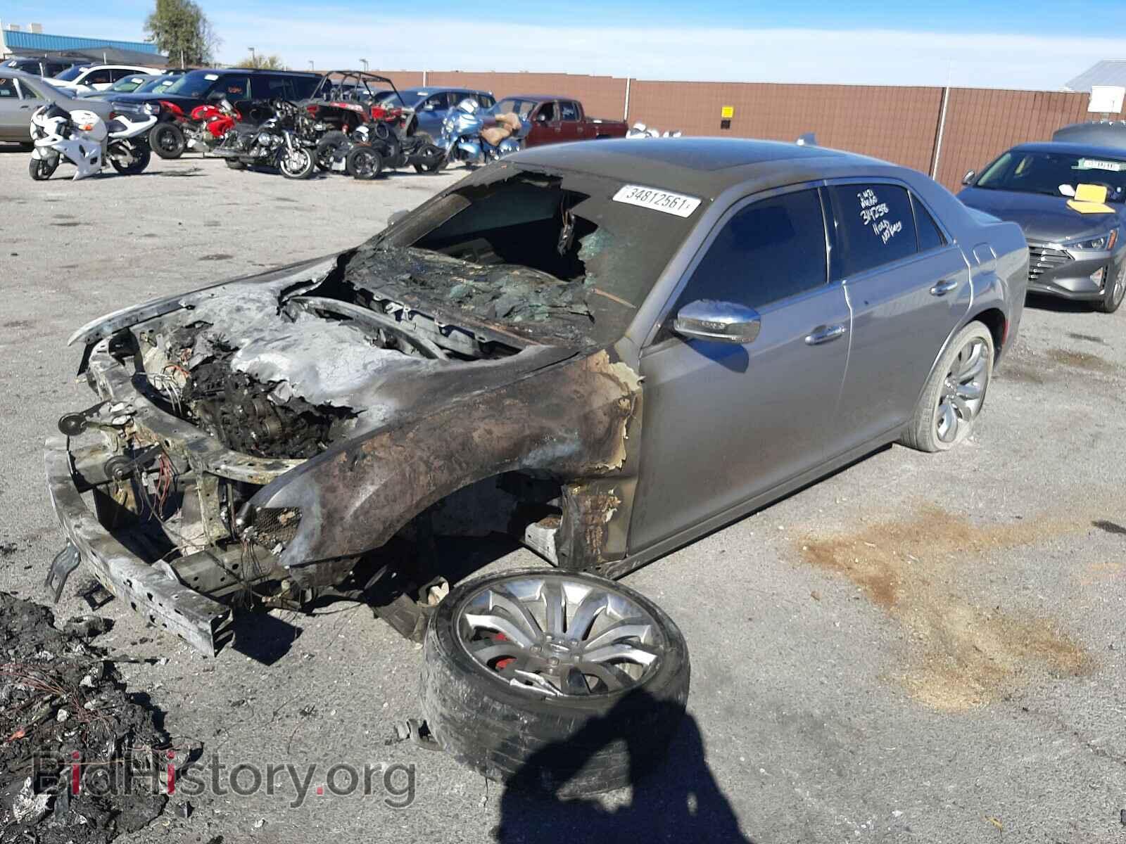 2017 CHRYSLER 300 - VIN: 2C3CCAEG8HH586796 - Фото 2