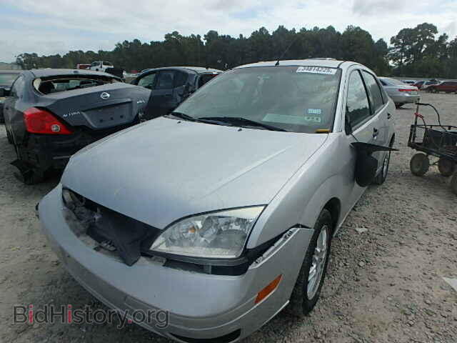 2007 FORD FOCUS - VIN: 1FAHP34N27W107781 - Фото 2