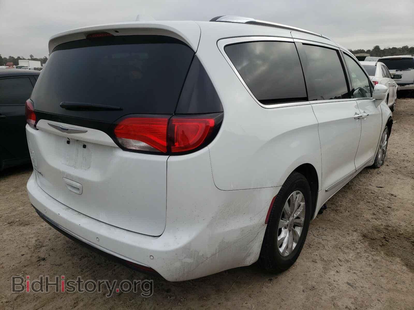2019 CHRYSLER PACIFICA - VIN: 2C4RC1BG1KR732385 - Фото 4