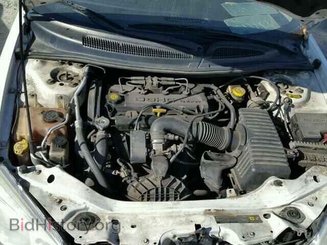 2004 CHRYSLER SEBRING - VIN: 1C3EL46X94N270561 - Фото 7
