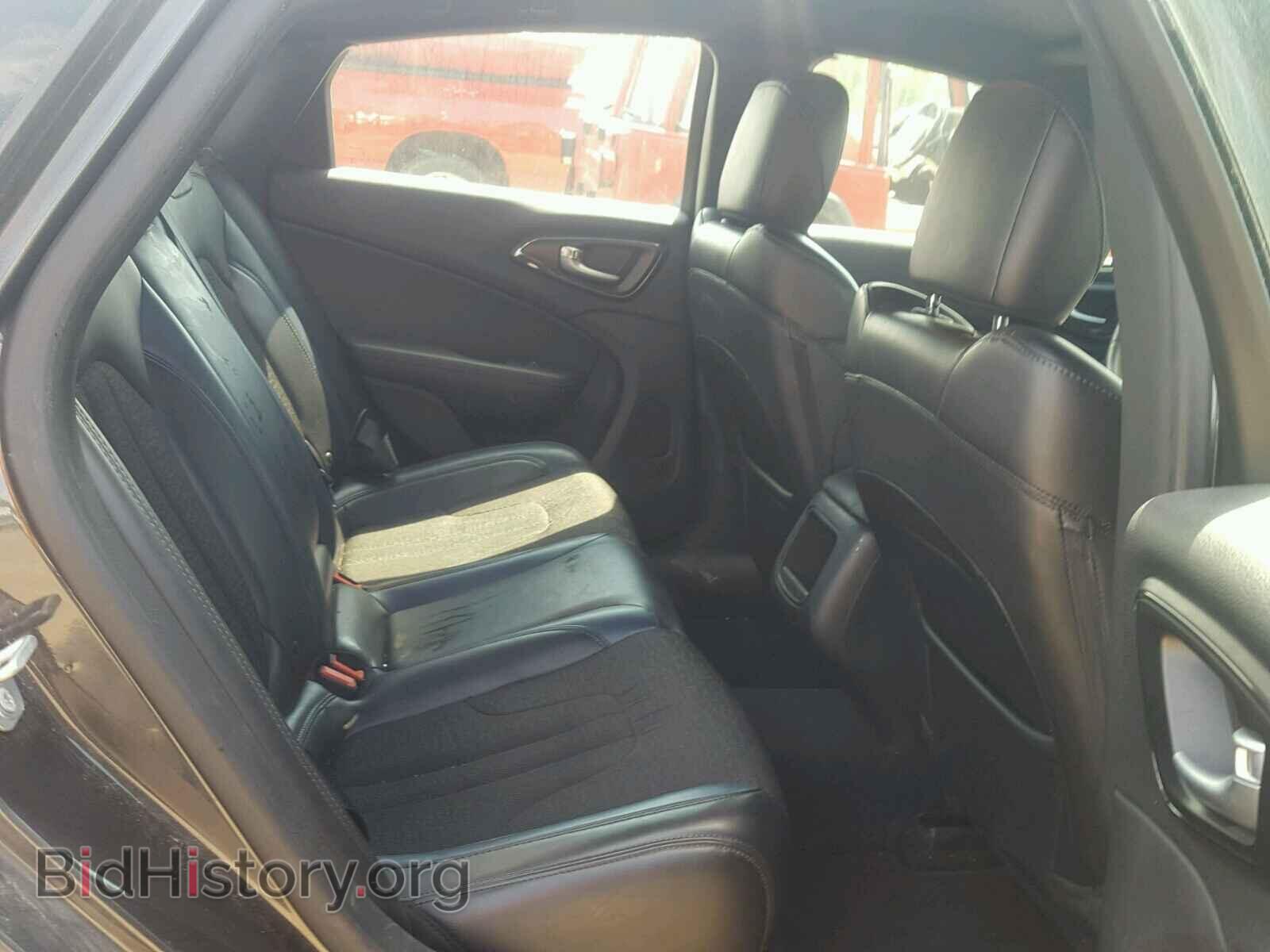 2016 CHRYSLER 200 - VIN: 1C3CCCBB1GN175492 - Фото 6