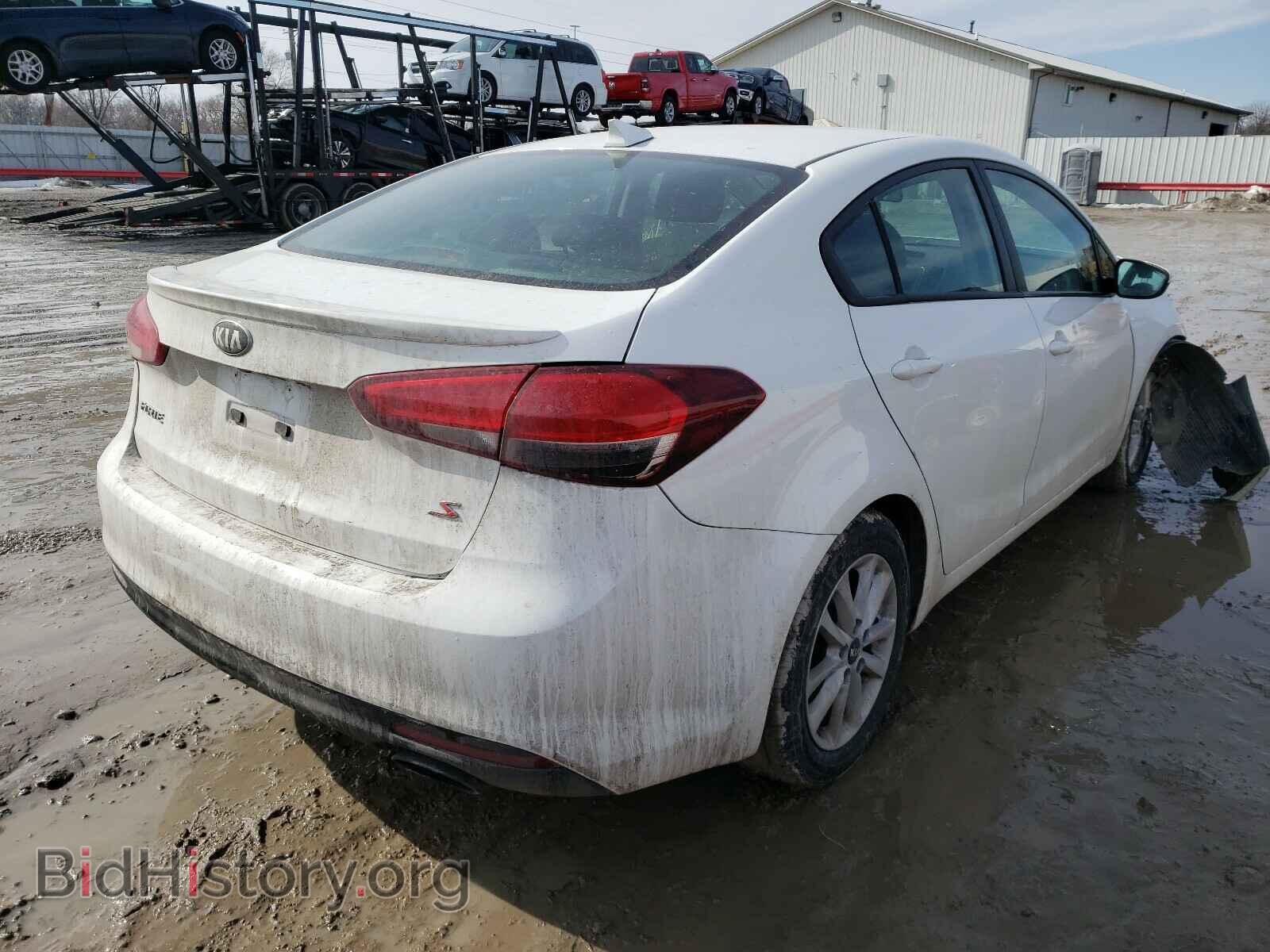 2017 KIA FORTE - VIN: 3KPFL4A78HE077688 - Фото 4