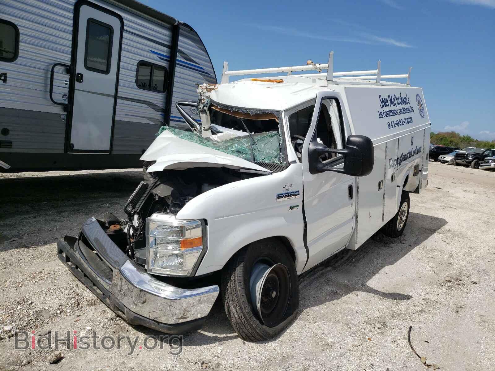 2013 FORD ECONOLINE - VIN: 1FDWE3FL8DDA63856 - Фото 2