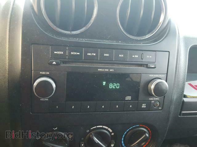 2009 JEEP COMPASS - VIN: 1J4FT47BX9D189319 - Photo 9