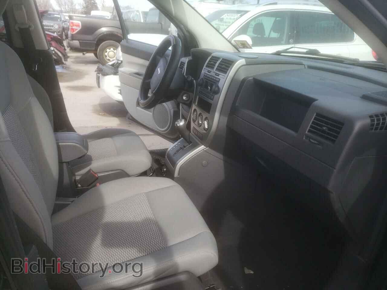 2007 JEEP COMPASS - VIN: 1J8FF47WX7D136593 - Фото 5
