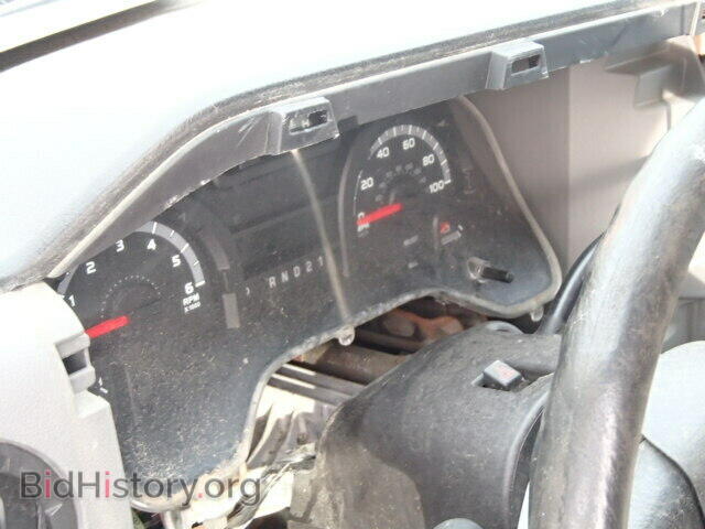 2011 FORD ECONOLINE - VIN: 1FBNE3BL4BDA15813 - Фото 8