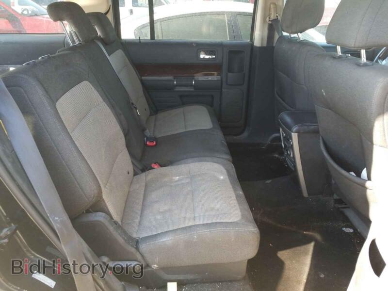 2010 Ford FLEX (VIN 2FMGK5CC5ABA32076) — photo 6 of 10