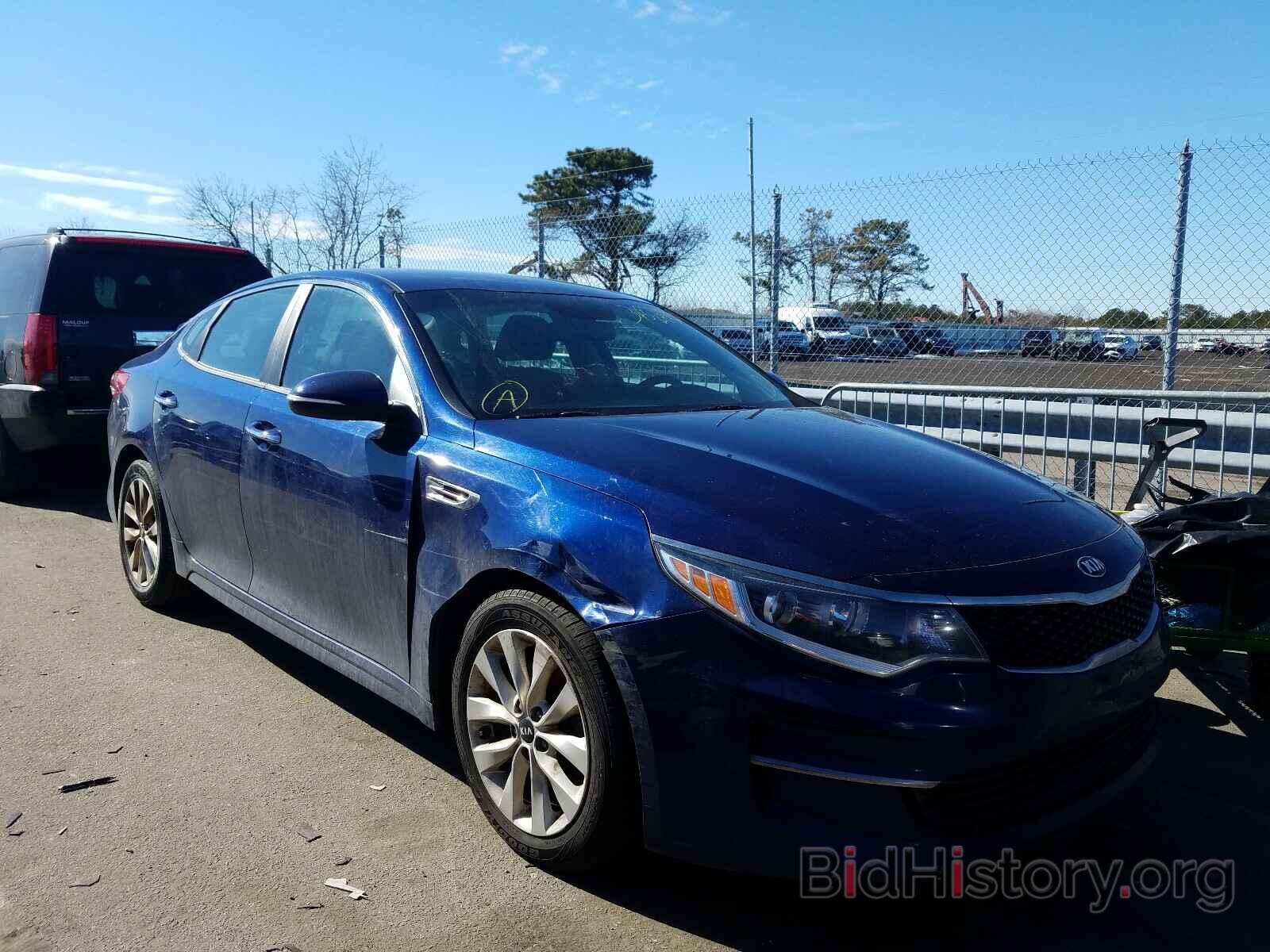 Photo 5XXGT4L36HG128594 - KIA OPTIMA 2017