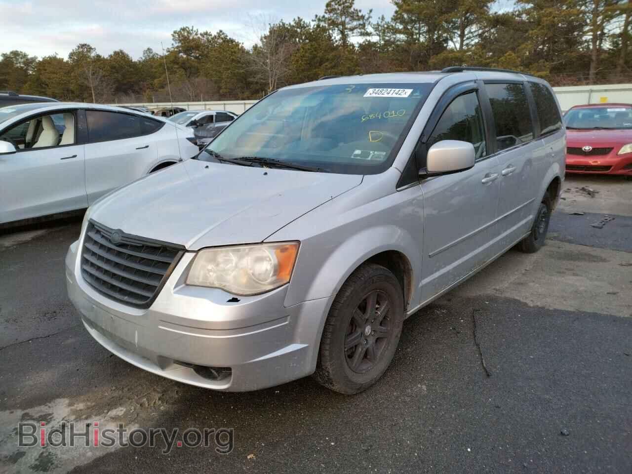 2009 CHRYSLER MINIVAN - VIN: 2A8HR54169R684010 - Фото 2