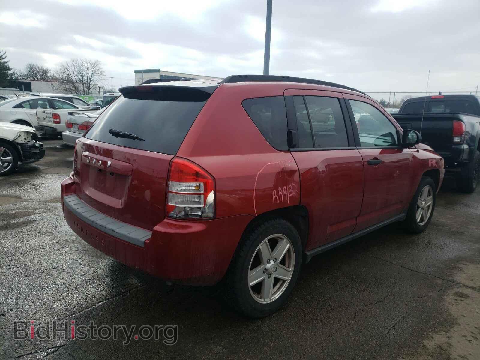 2007 JEEP COMPASS - VIN: 1J8FT47097D241890 - Фото 4