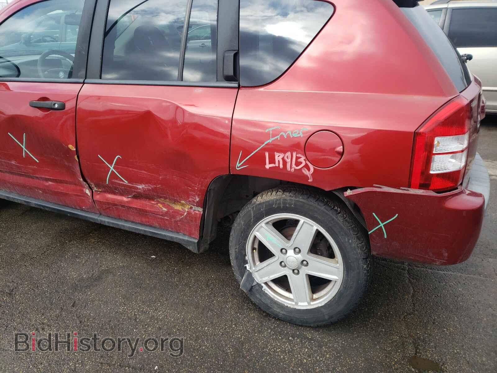 2007 JEEP COMPASS - VIN: 1J8FT47097D241890 - Фото 9
