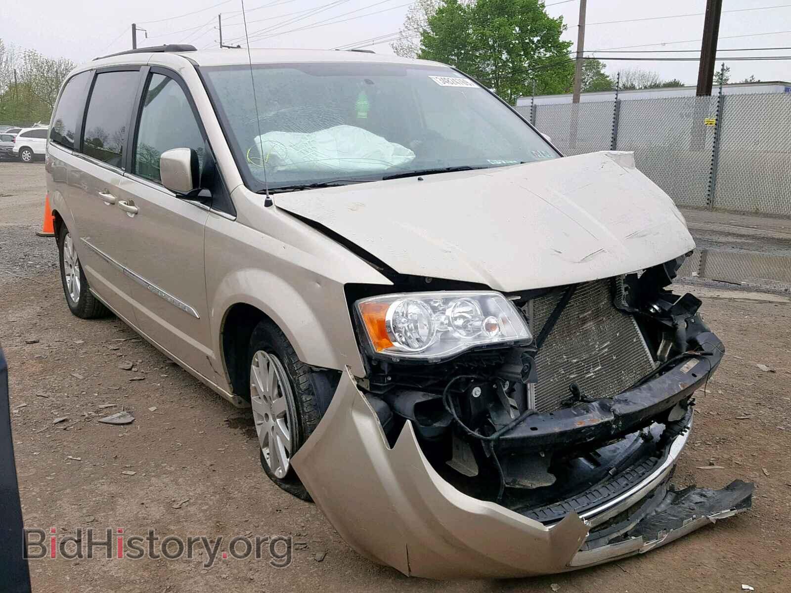 Фотография 2C4RC1BG3DR743715 - CHRYSLER TOWN & COU 2013