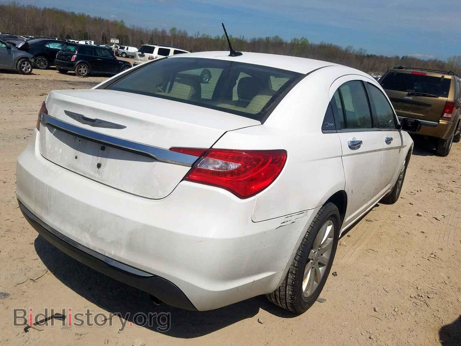 2013 CHRYSLER 200 - VIN: 1C3CCBCG7DN724256 - Фото 4