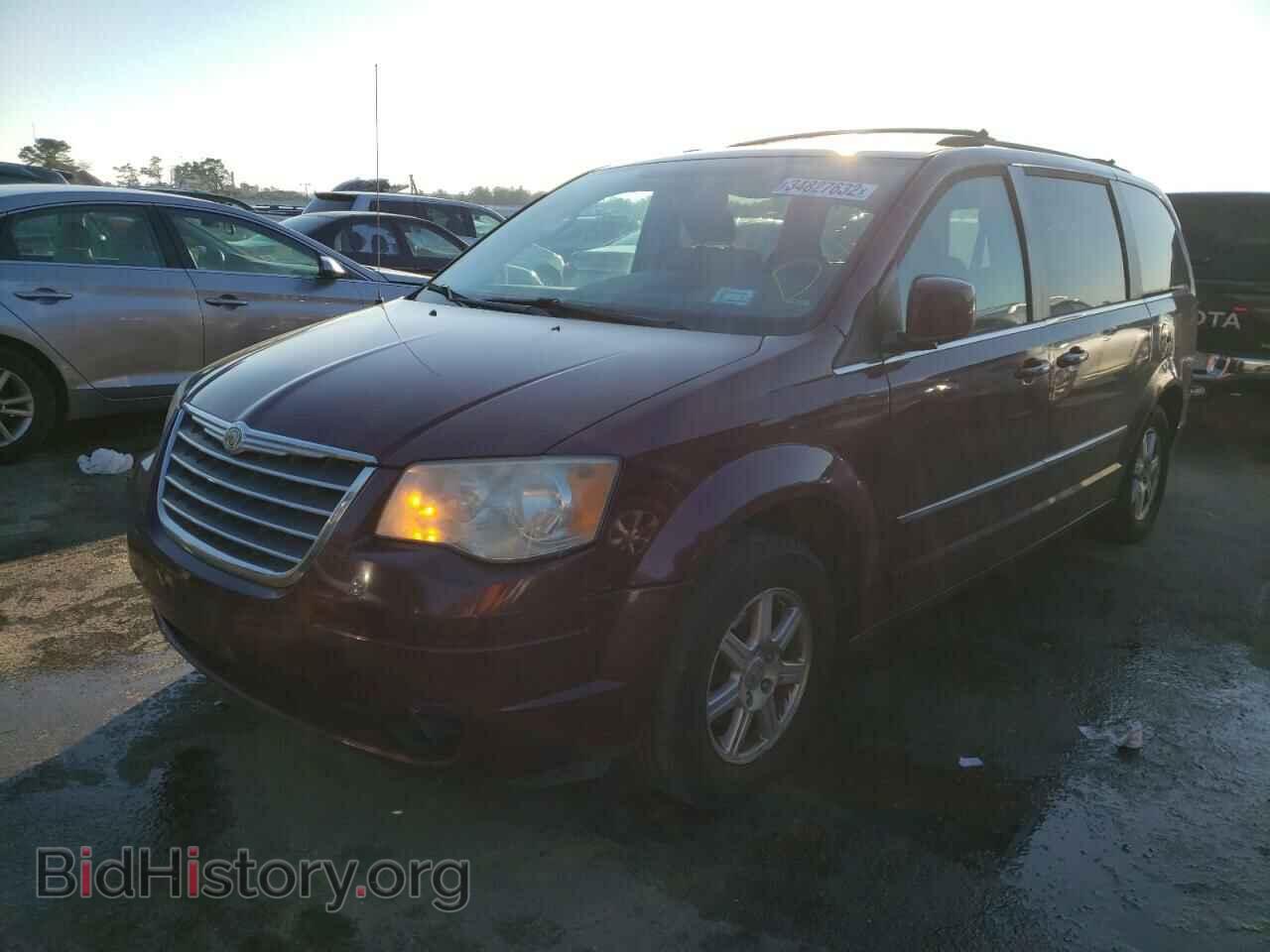 2009 CHRYSLER MINIVAN - VIN: 2A8HR54129R607196 - Фото 2