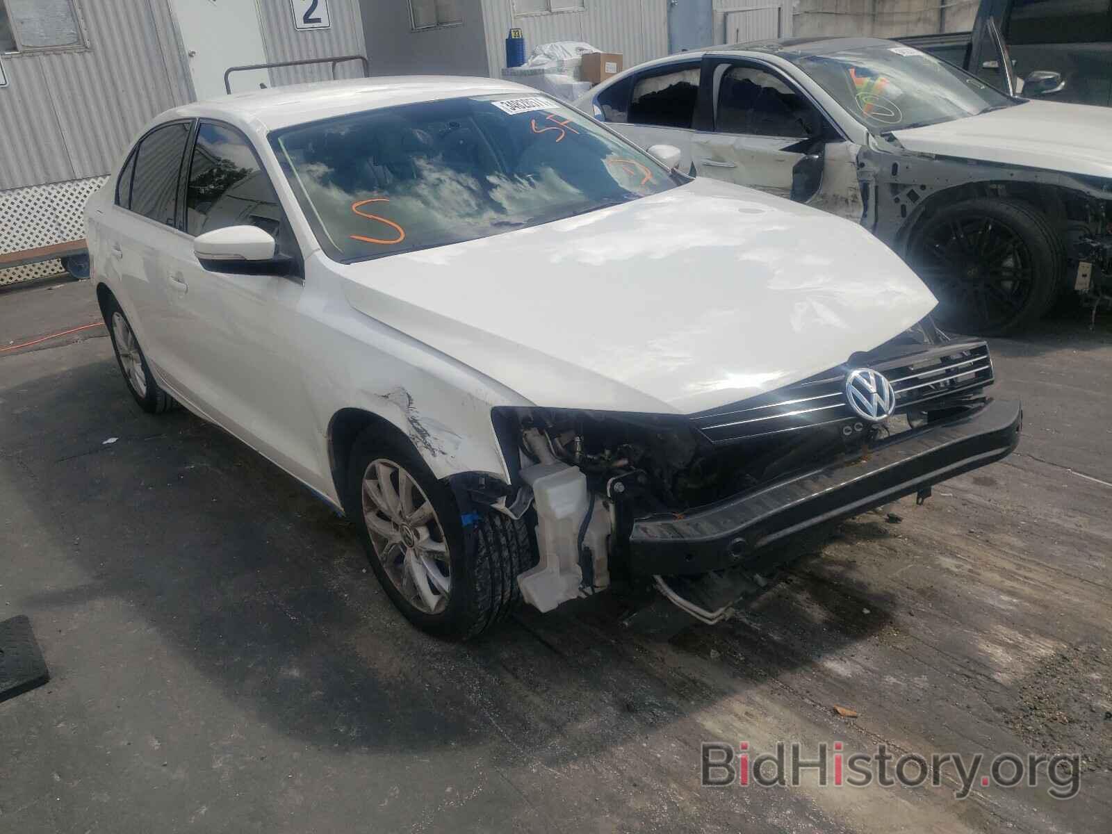 Photo 3VWDX7AJ1DM366546 - VOLKSWAGEN JETTA 2013