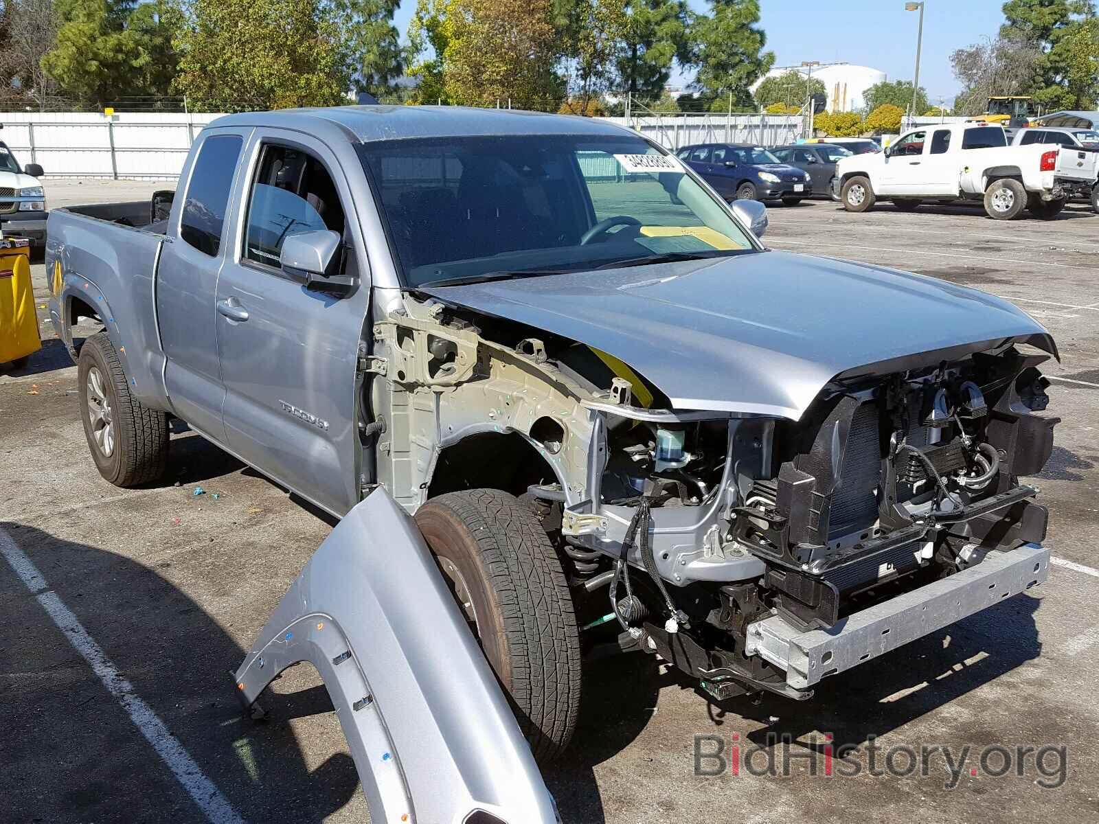 Фотография 5TFRZ5CN3JX065631 - TOYOTA TACOMA 2018