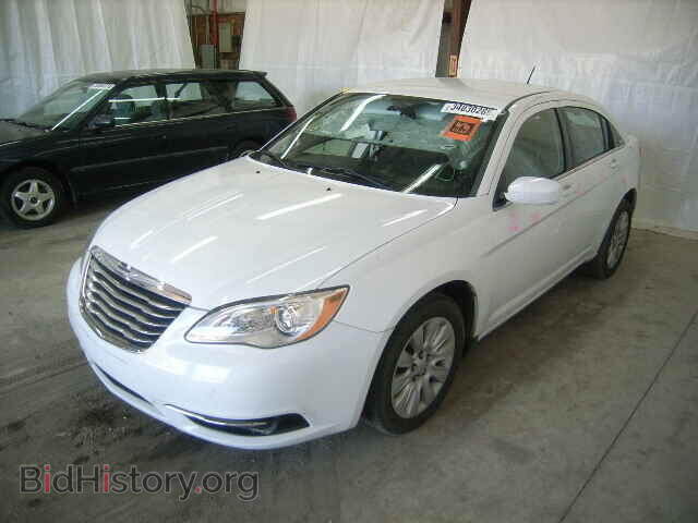 2013 CHRYSLER 200 - VIN: 1C3CCBAB4DN606558 - Фото 2