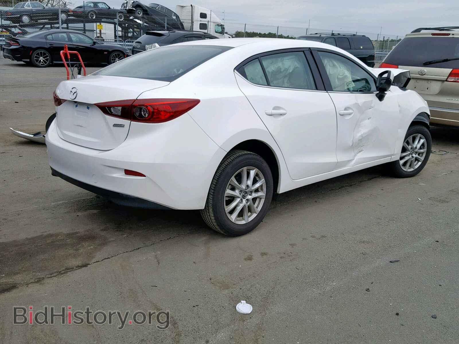 2018 MAZDA 3 - VIN: 3MZBN1U79JM162437 - Фото 4