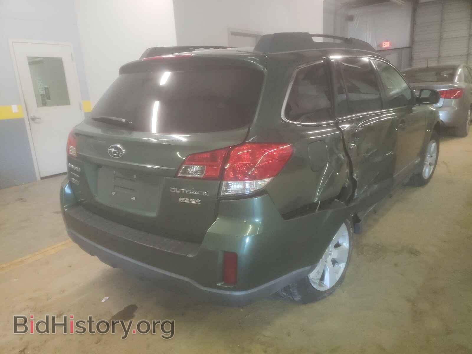 2011 SUBARU OUTBACK - VIN: 4S4BRBCC3B3334116 - Photo 4