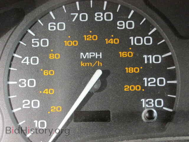 2002 SATURN VUE - VIN: 5GZCZ23D42S832203 - Фото 8