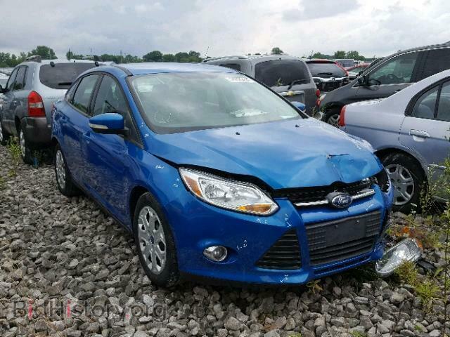 Photo 1FAHP3F24CL192556 - FORD FOCUS 2012