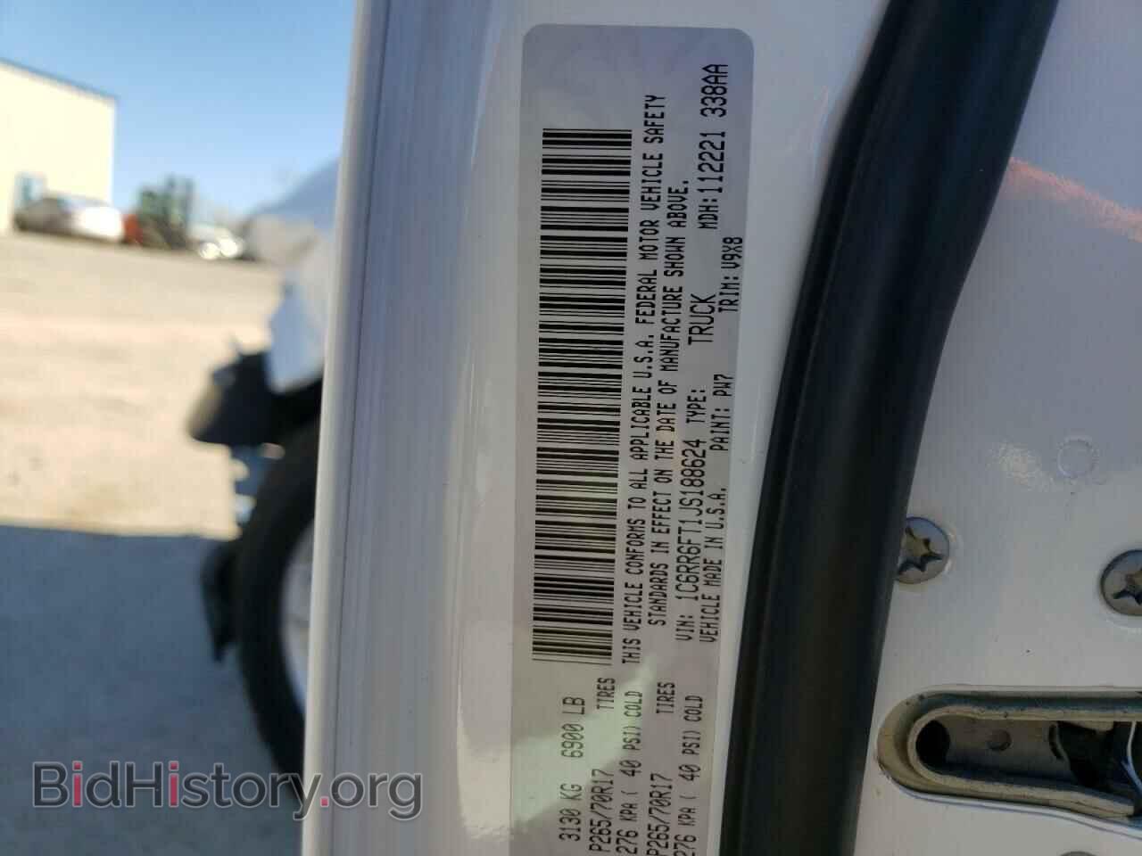 2018 RAM 1500 - VIN: 1C6RR6FT1JS188624 - Фото 10