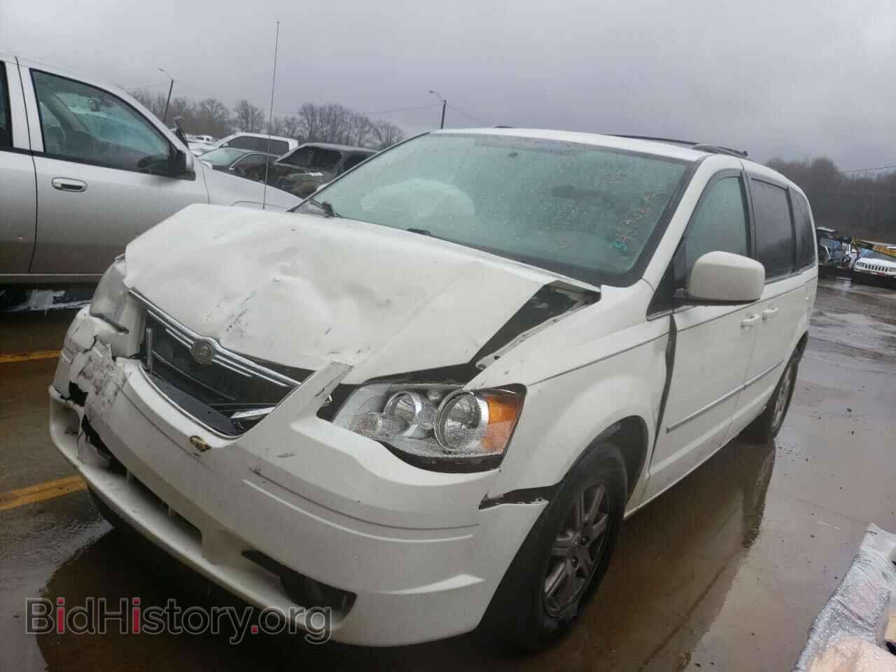 2010 CHRYSLER MINIVAN - VIN: 2A4RR5D17AR230522 - Фото 2