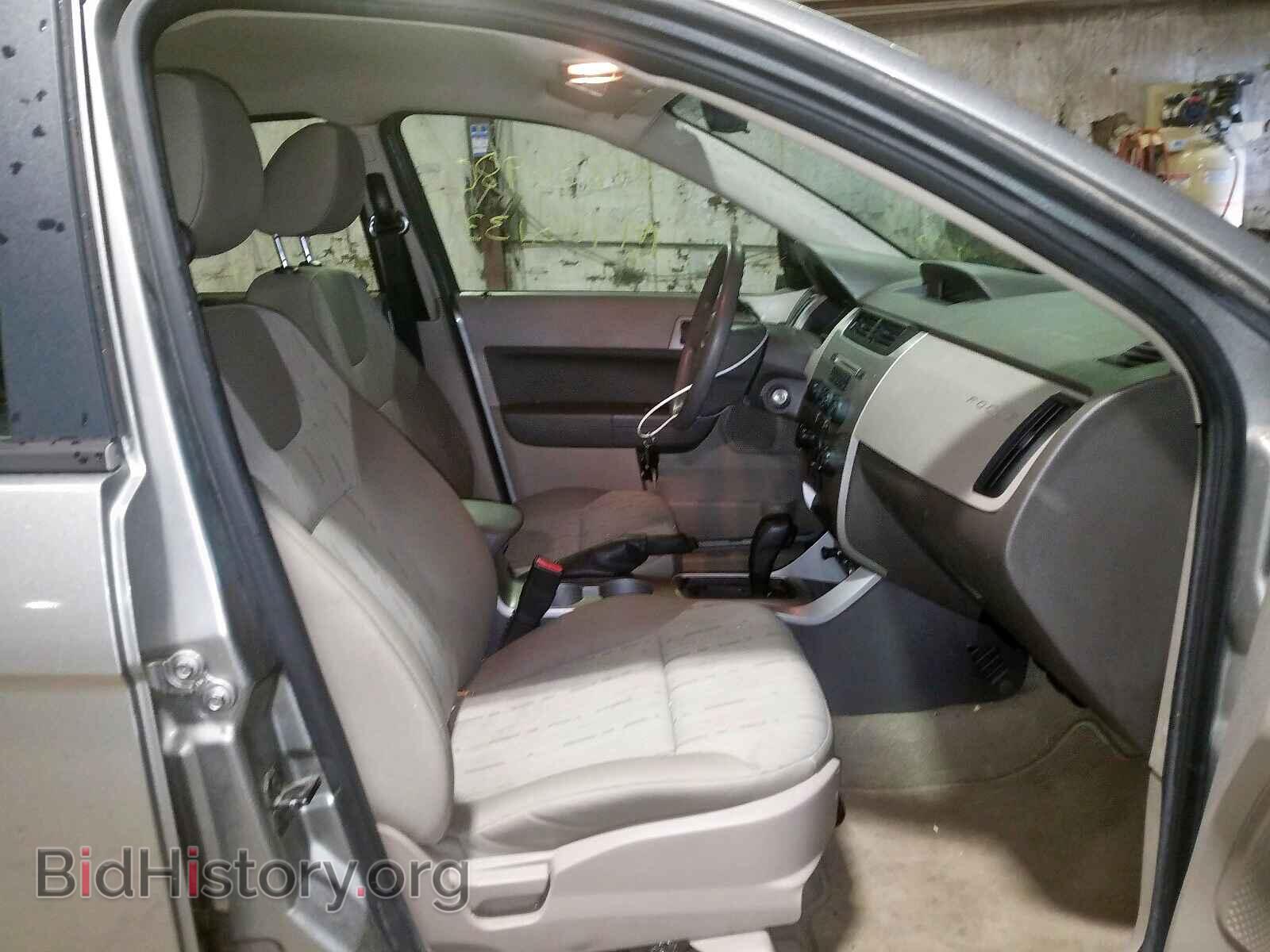 2008 FORD FOCUS - VIN: 1FAHP35N08W210133 - Photo 5