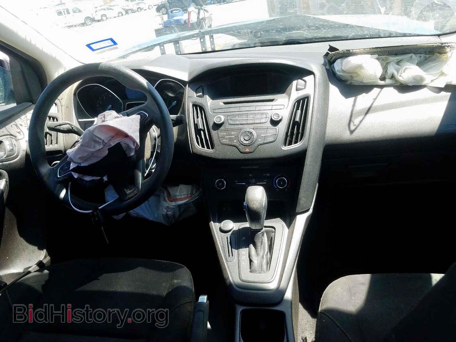 2017 FORD FOCUS - VIN: 1FADP3F2XHL257707 - Photo 9
