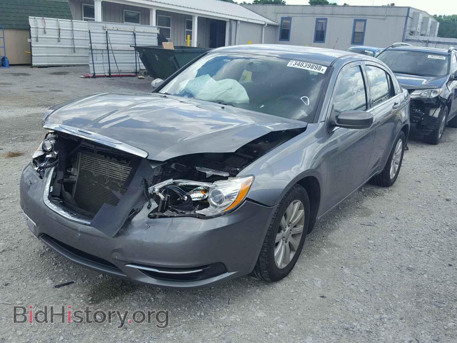 2011 CHRYSLER 200 - VIN: 1C3BC1FG5BN620279 - Фото 2