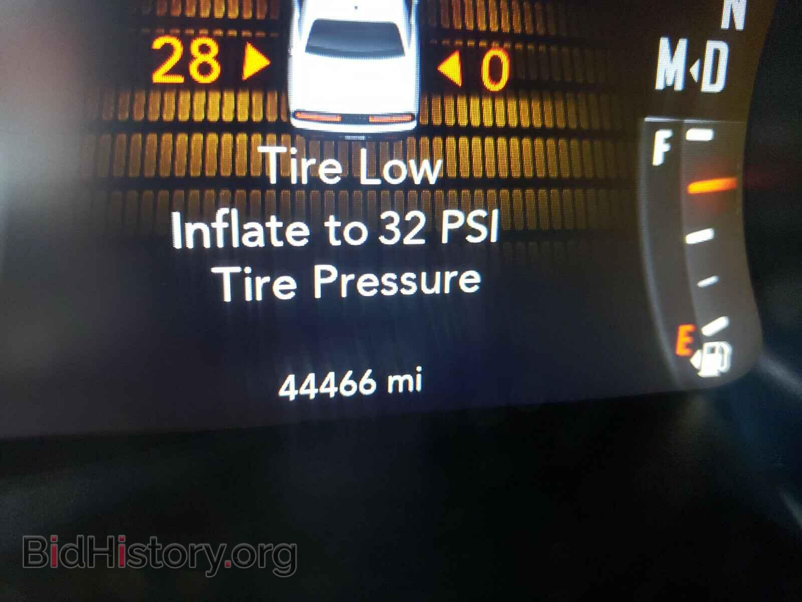 2018 DODGE CHALLENGER - VIN: 2C3CDZAG2JH255591 - Photo 8