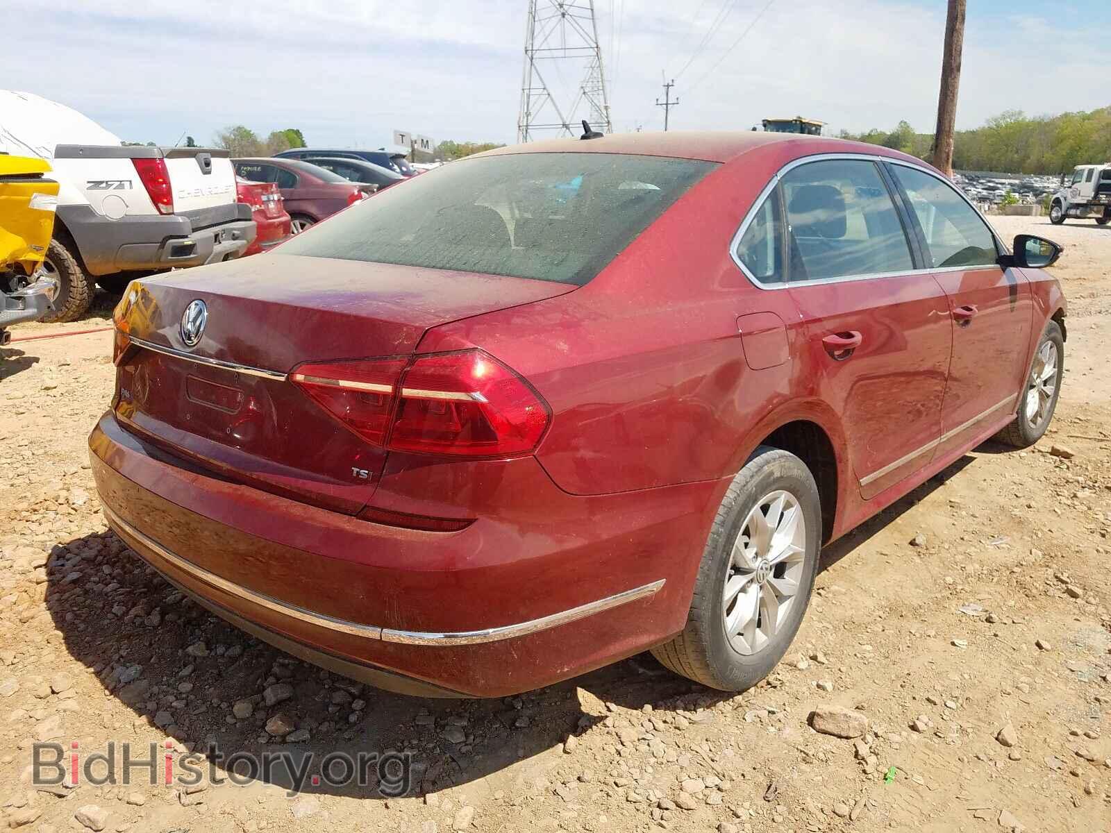 2016 VOLKSWAGEN PASSAT - VIN: 1VWAT7A30GC031817 - Фото 4