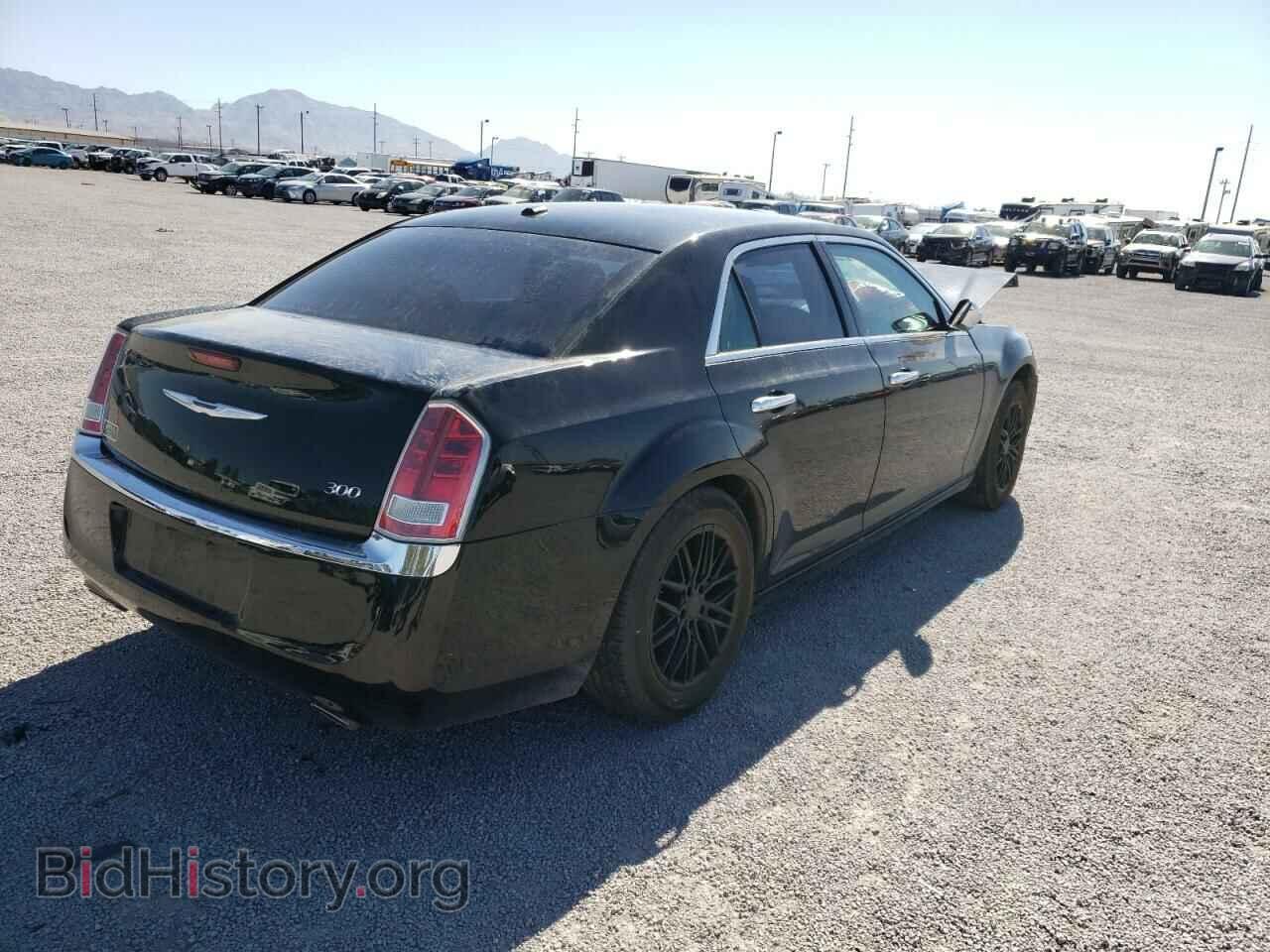 2012 CHRYSLER 300 - VIN: 2C3CCACG3CH166598 - Фото 4