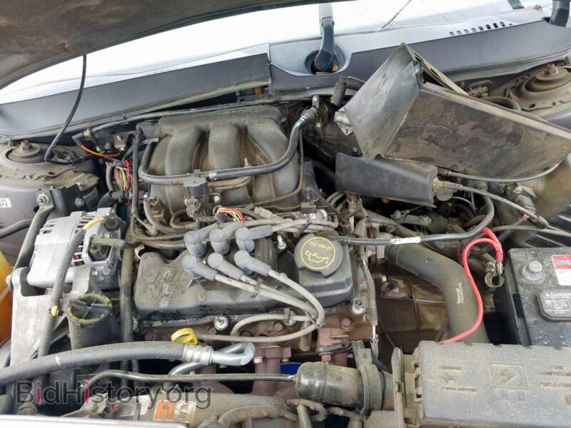 2006 Ford TAURUS (VIN 1FAFP56U76A249756) — photo 7 of 10