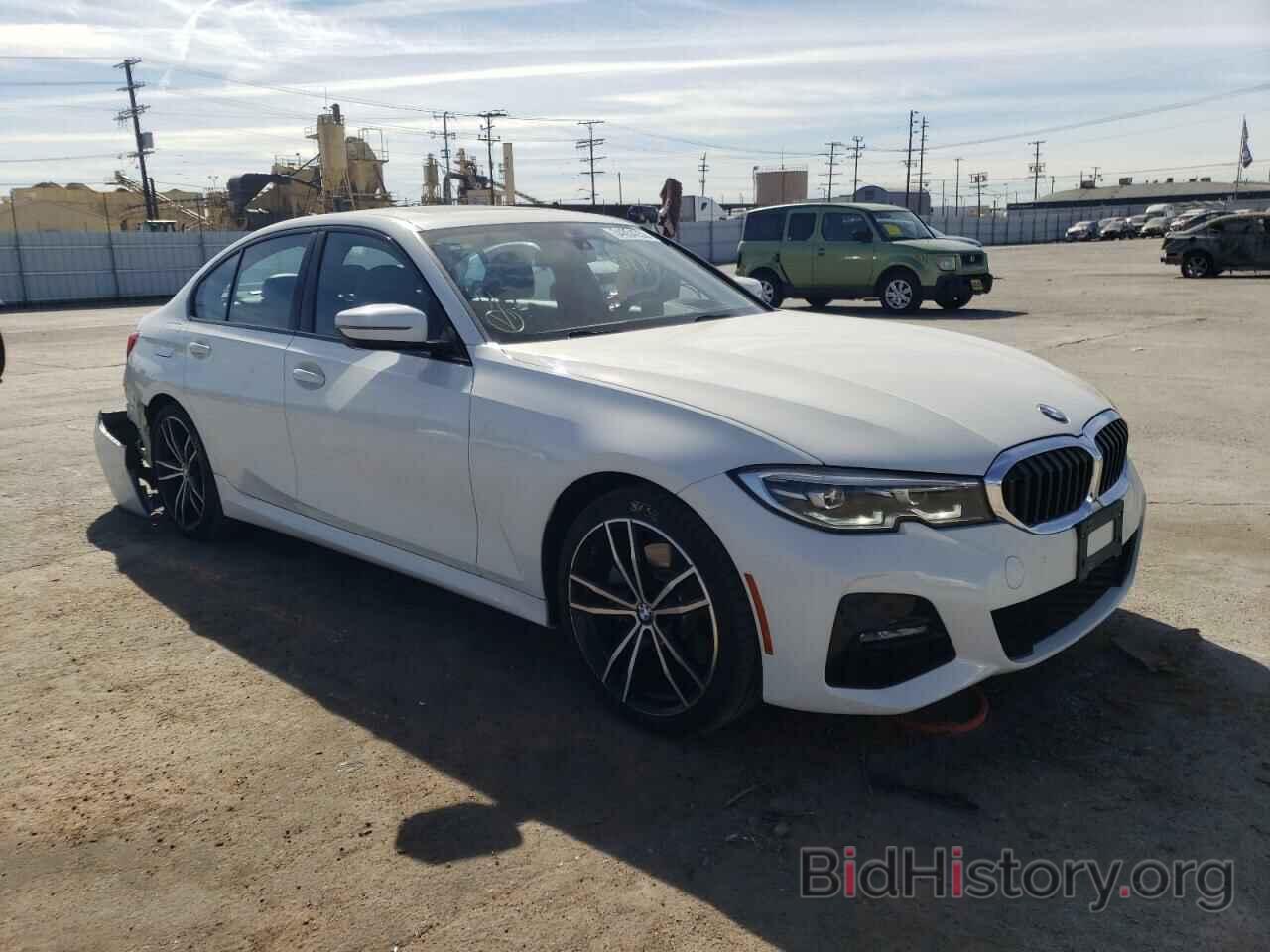 Photo WBA5R1C54KAK09678 - BMW 3 SERIES 2019