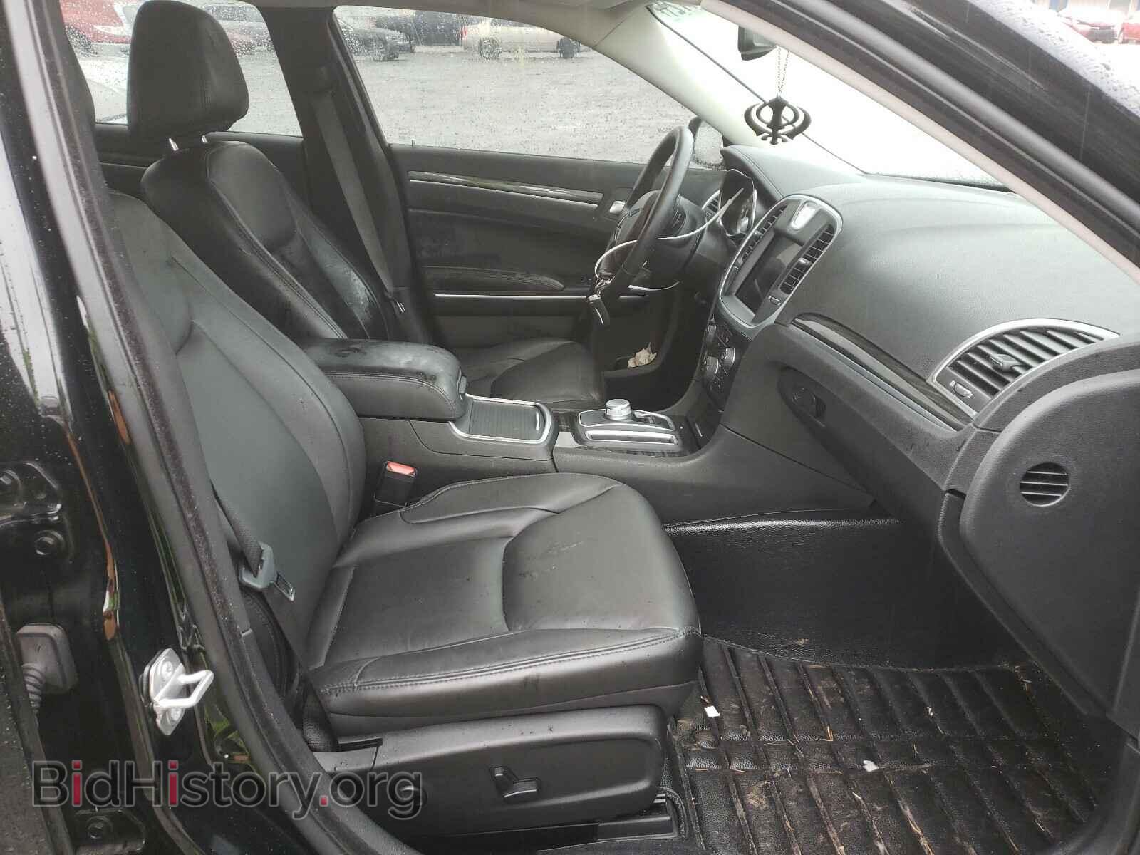 2019 CHRYSLER 300 - VIN: 2C3CCAAG6KH563109 - Фото 5