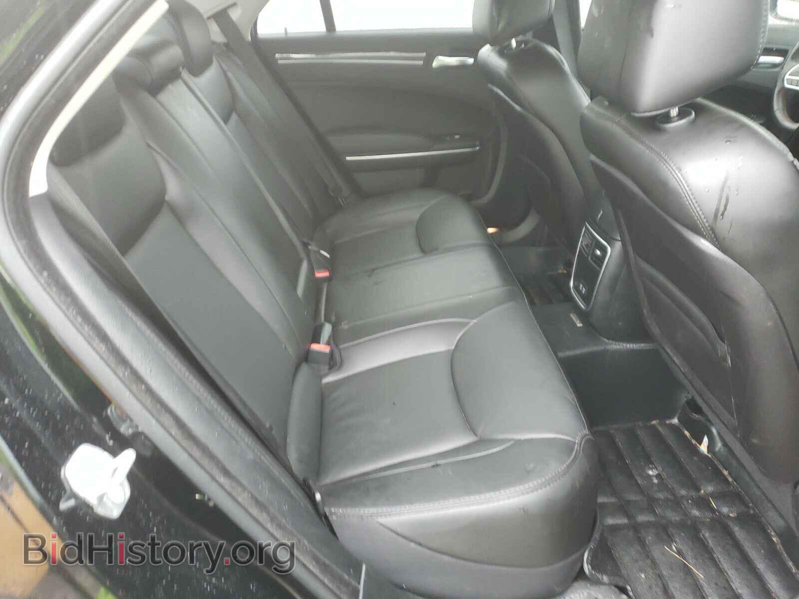 2019 CHRYSLER 300 - VIN: 2C3CCAAG6KH563109 - Фото 6