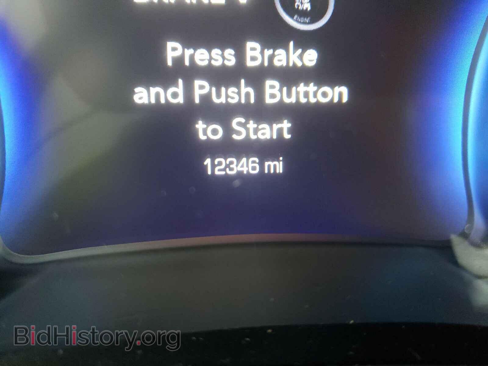 2019 CHRYSLER 300 - VIN: 2C3CCAAG6KH563109 - Фото 8