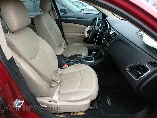 2011 CHRYSLER 200 - VIN: 1C3BC2FG8BN527150 - Фото 5